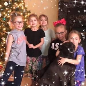 Meet your Posher, Danielle